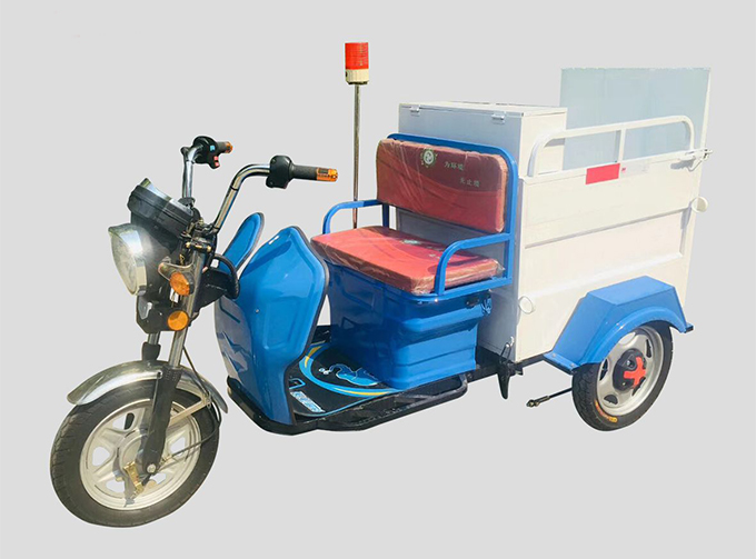 <strong>凯德力DW240T快速保洁车</strong>